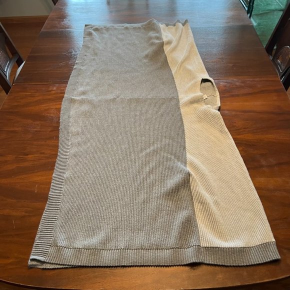 Lululemon It All Lines Up Poncho - Picture 6 of 7